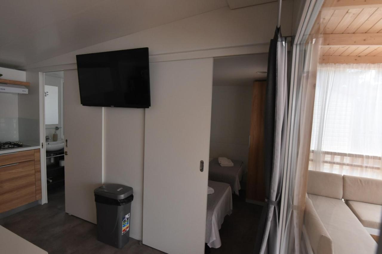 Mobile Homes Sara - Camping Basko Polje , Adriatic , Dalmatia Baška Voda Εξωτερικό φωτογραφία